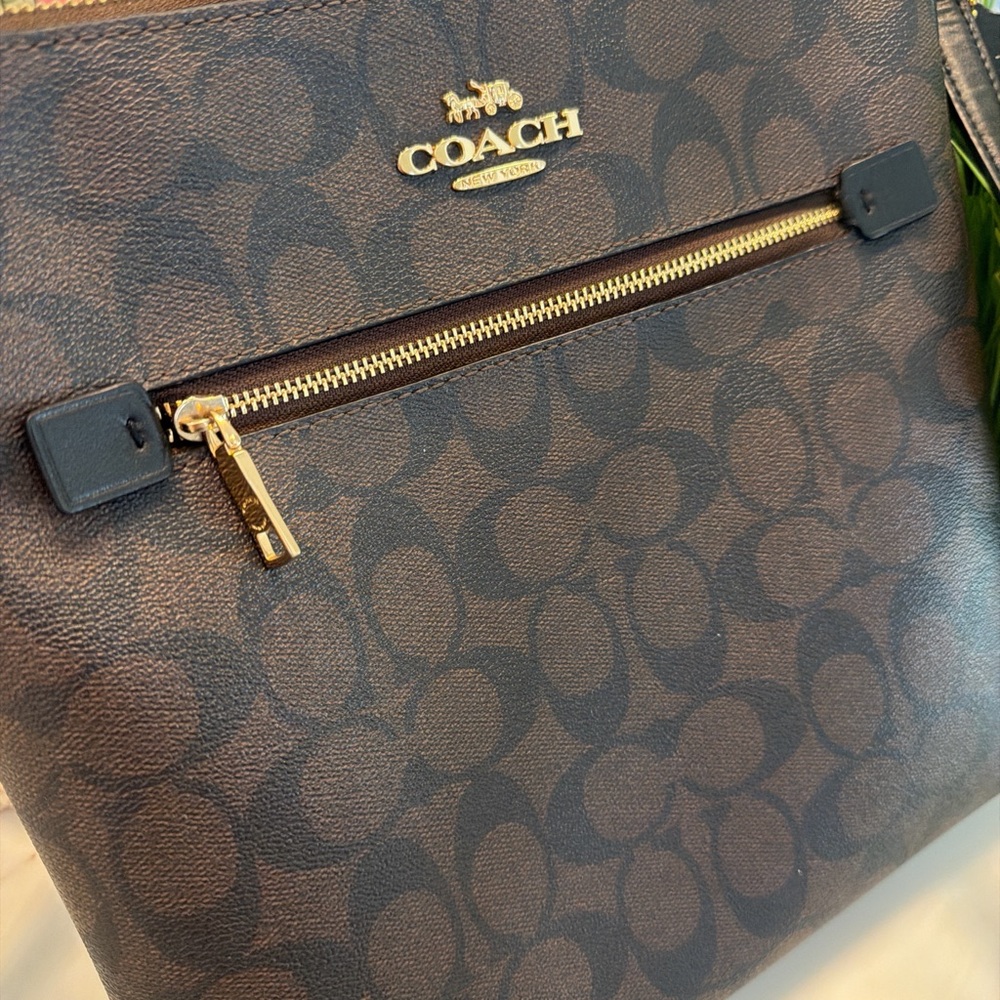 COACH Dark Brown Signature Crossbody with Gold Hardware - Picture 5 of 11
